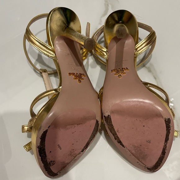 Used - Picture 3 of 3